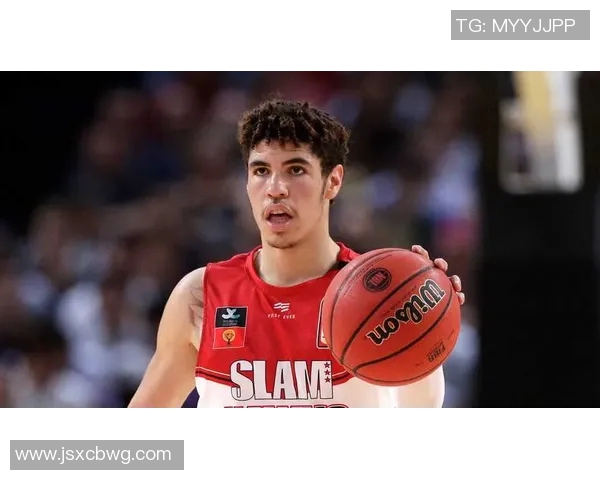 黄蜂队主帅：拉梅洛-鲍尔是未来之星，他的表现让我感到自豪